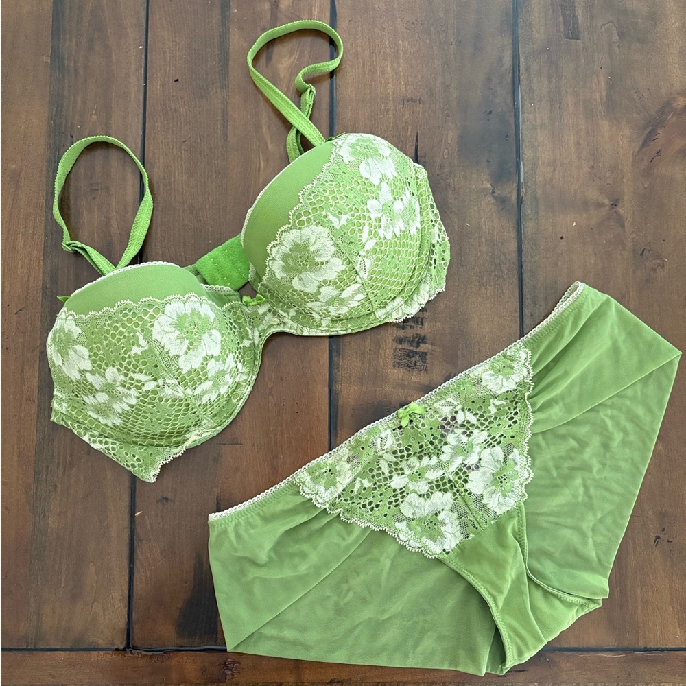 Adore Me Green Floral Lace Bra and Panty Set